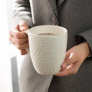 Porcelain mug