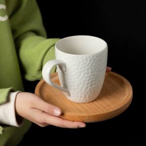 Porcelain mug